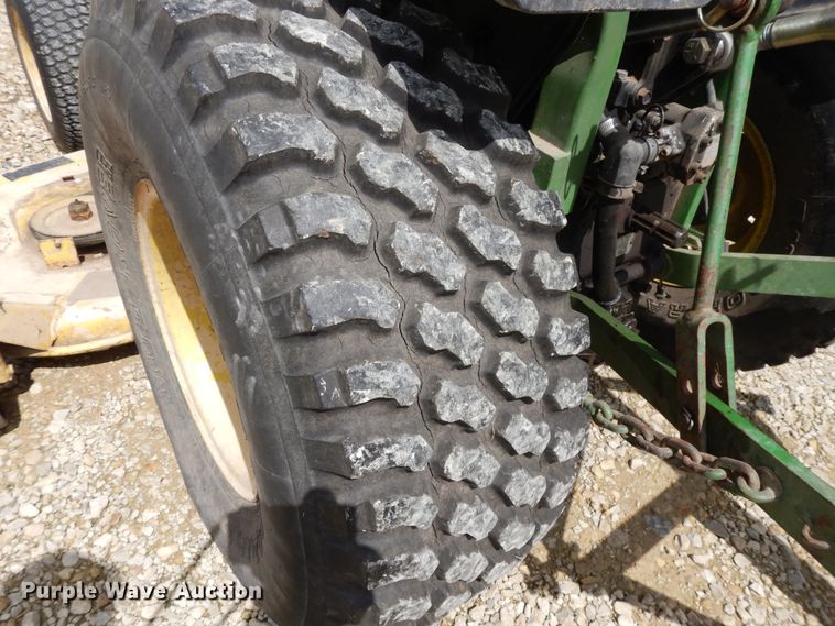 image for item DF5237 John Deere 855  tractor