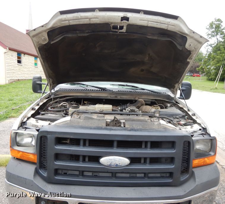 image for item DF5238 1999 Ford F450 Super Duty  utility truck