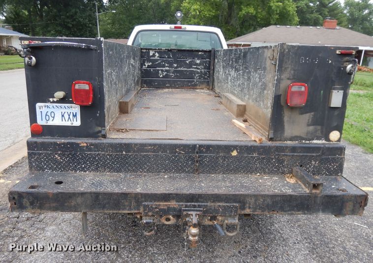 image for item DF5238 1999 Ford F450 Super Duty  utility truck