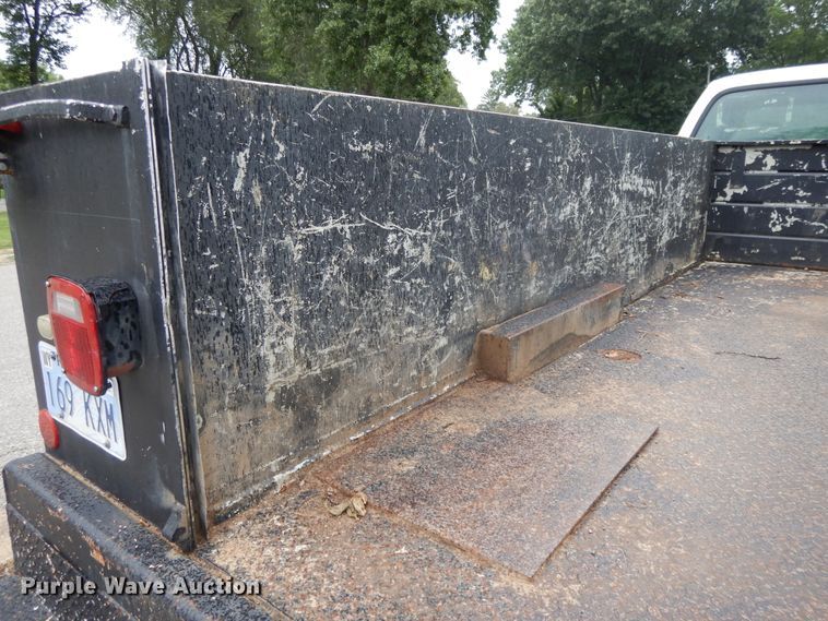 image for item DF5238 1999 Ford F450 Super Duty  utility truck