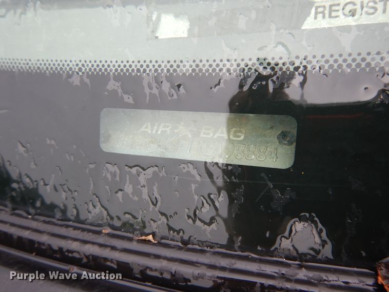 image for item DF5238 1999 Ford F450 Super Duty  utility truck