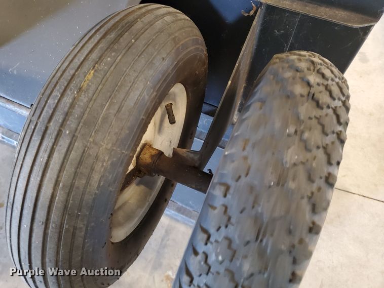 image for item DF7533 Garden cart