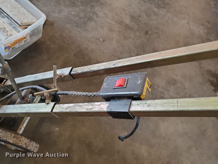 image for item DF7534 Flooring tools