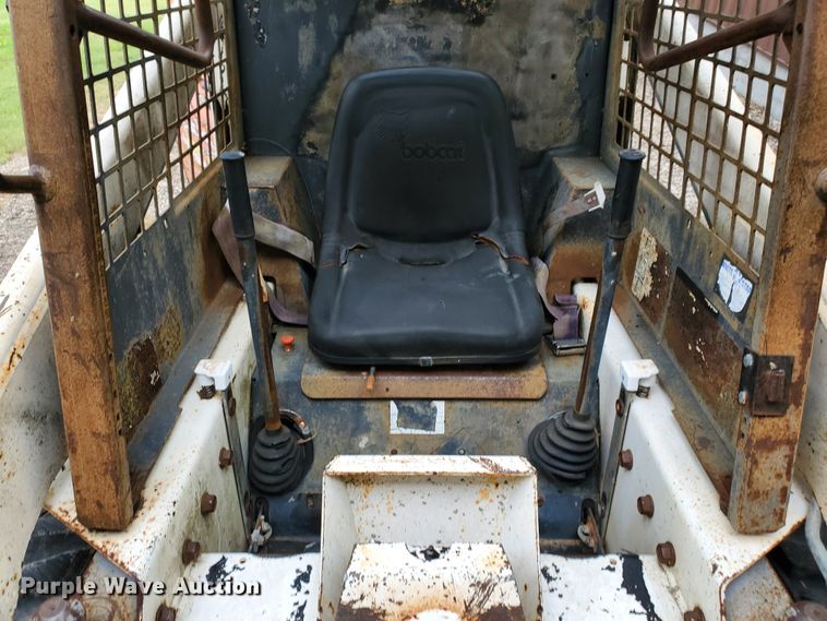 image for item DF7535 Bobcat 743B  skid steer loader