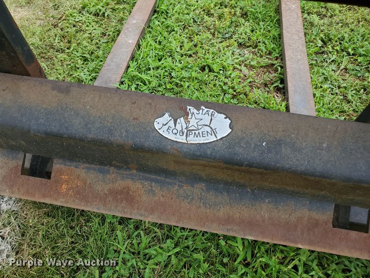 image for item DF7536 Farm Star skid steer pallet forks