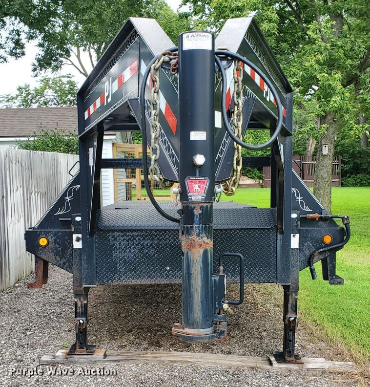 image for item DF7537 2010 PJ FS282 equipment trailer