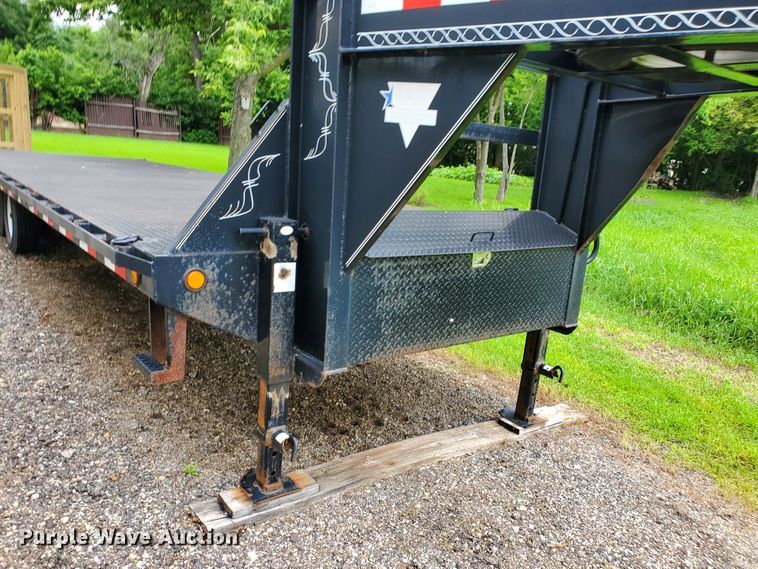 image for item DF7537 2010 PJ FS282 equipment trailer