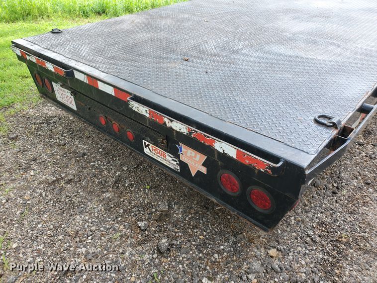 image for item DF7537 2010 PJ FS282 equipment trailer