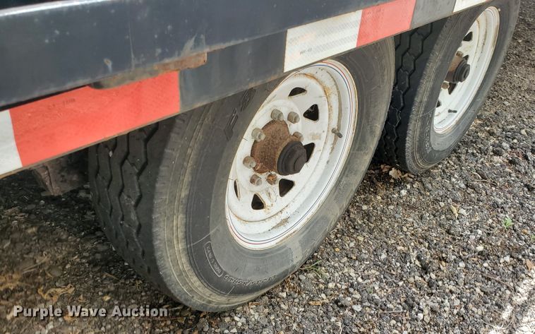 image for item DF7537 2010 PJ FS282 equipment trailer