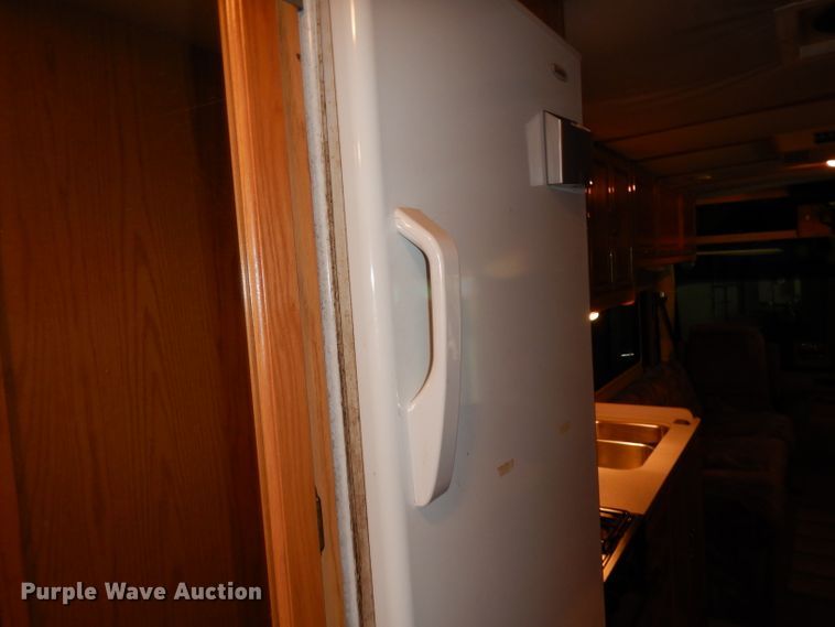 image for item DG6879 1994 Winnebago WCG32RQ  RV