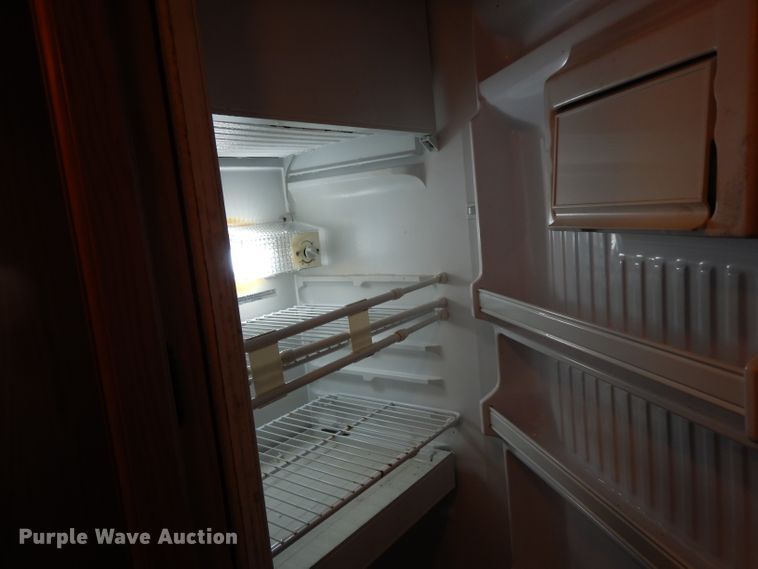 image for item DG6879 1994 Winnebago WCG32RQ  RV