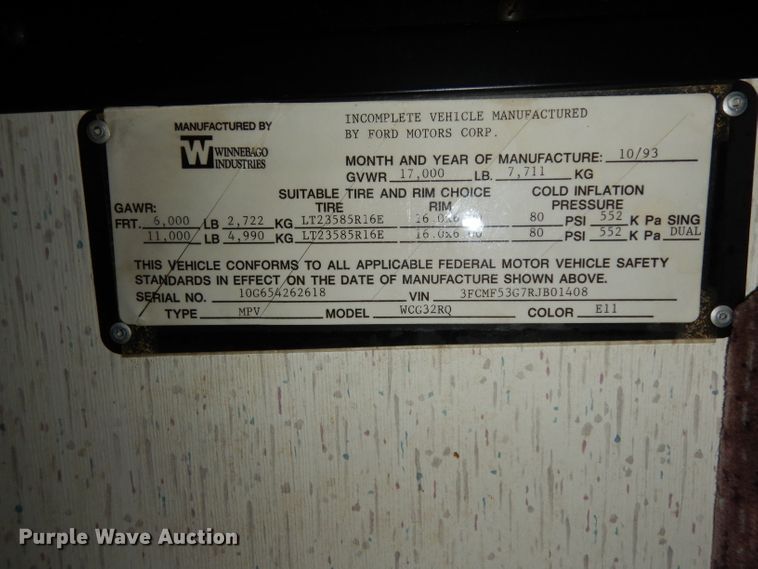 image for item DG6879 1994 Winnebago WCG32RQ  RV