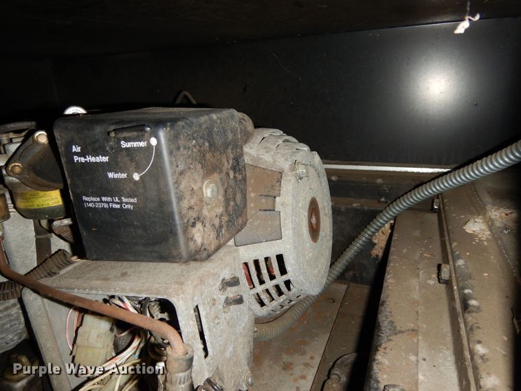 image for item DG6879 1994 Winnebago WCG32RQ  RV