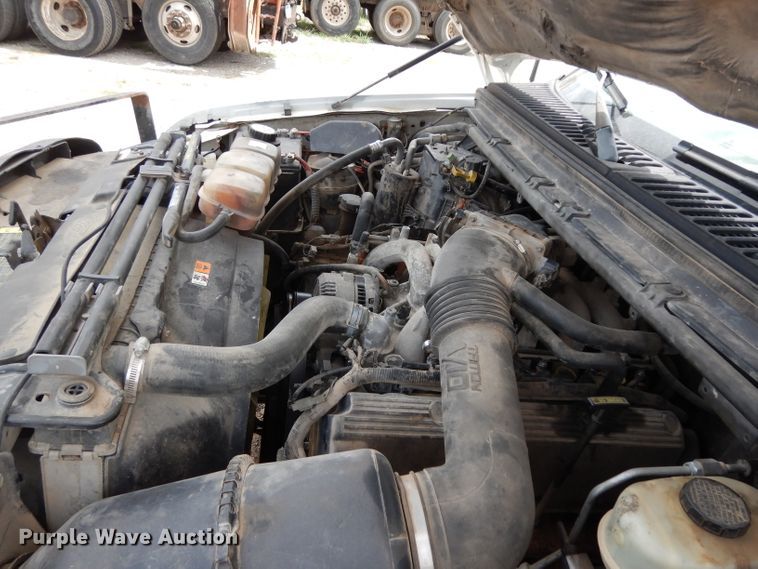 image for item DG6881 2001 Ford F550 Super Duty  flatbed truck