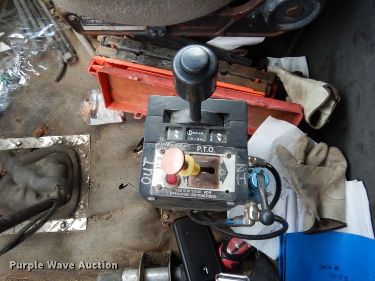 image for item DG6884 1997 Ford LT8000  dump truck