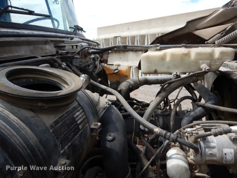 image for item DG6884 1997 Ford LT8000  dump truck