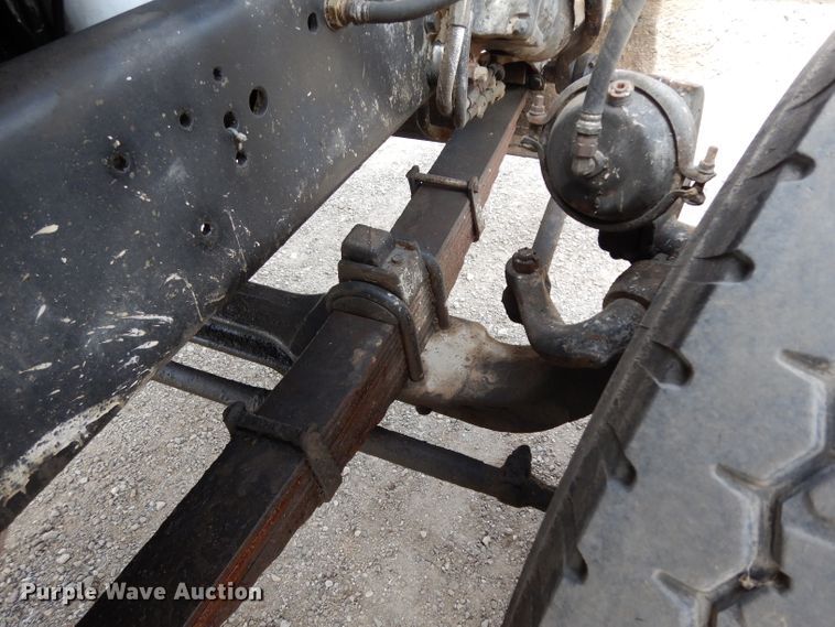 image for item DG6884 1997 Ford LT8000  dump truck