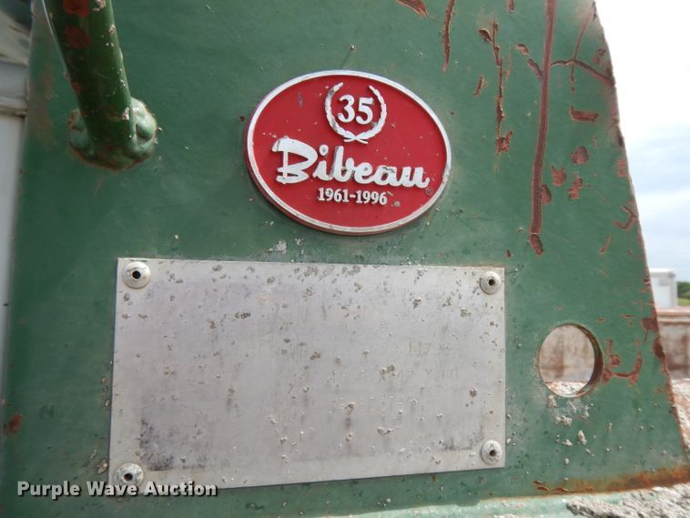 image for item DG6884 1997 Ford LT8000  dump truck