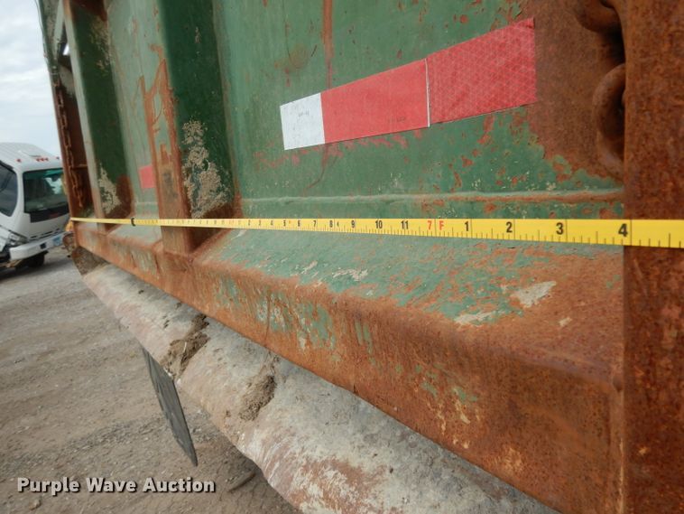 image for item DG6884 1997 Ford LT8000  dump truck