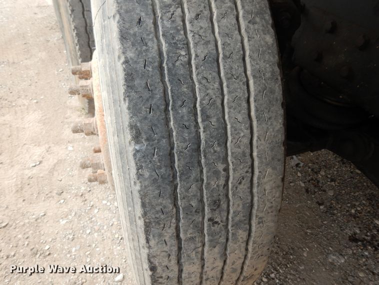 image for item DG6884 1997 Ford LT8000  dump truck