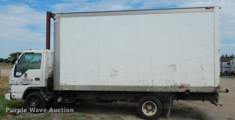 image for item DG6885 2007 GMC W4500  box truck