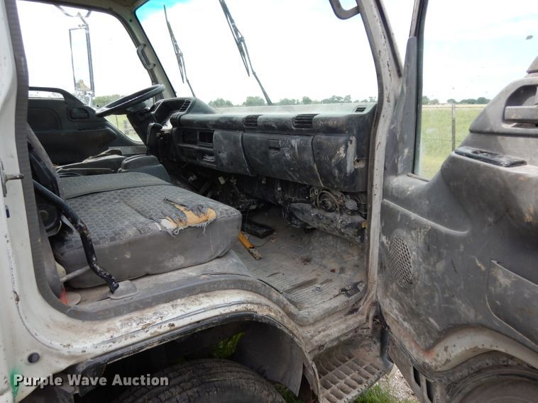 image for item DG6885 2007 GMC W4500  box truck