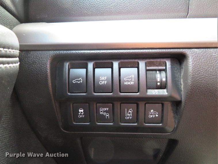 image for item DH1102 2016 Subaru Outback  passenger vehicle