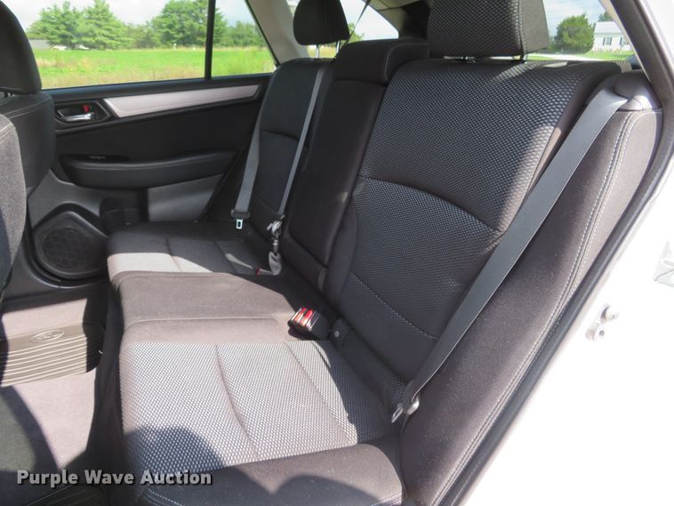 image for item DH1102 2016 Subaru Outback  passenger vehicle