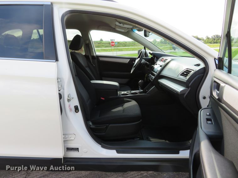 image for item DH1102 2016 Subaru Outback  passenger vehicle