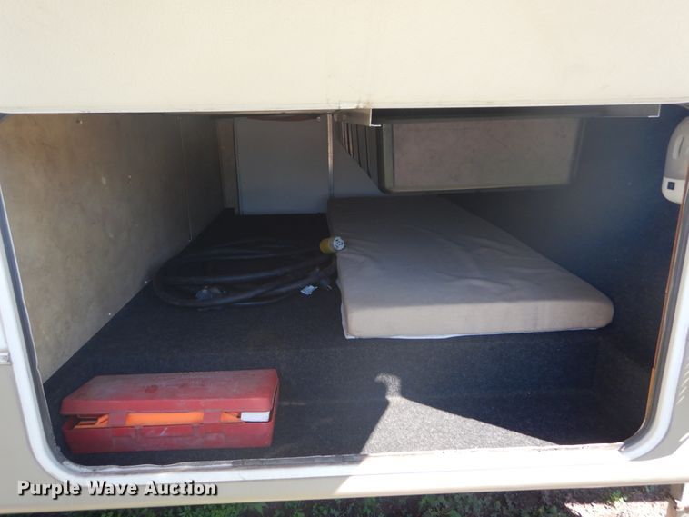 image for item DH5142 2007 Keystone Montana Mountaineer 342PHT  camper