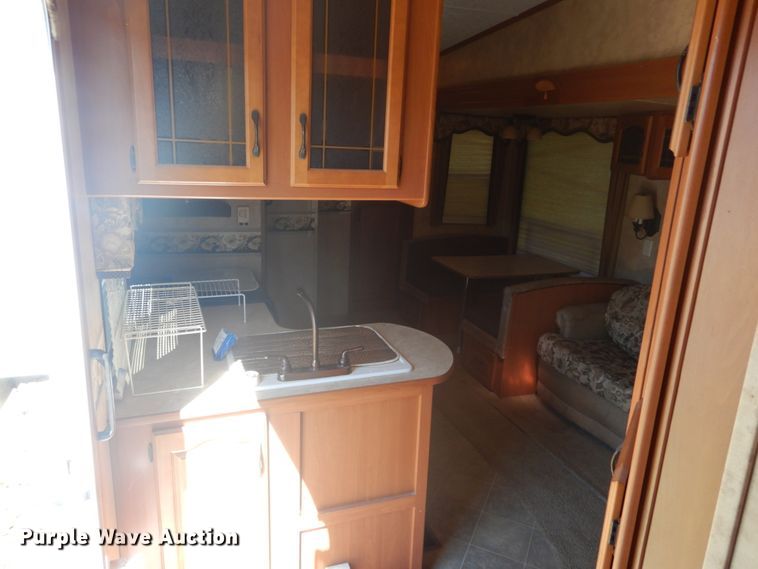 image for item DH5142 2007 Keystone Montana Mountaineer 342PHT  camper