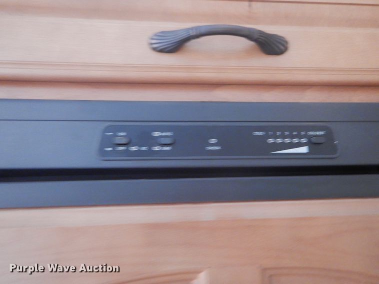 image for item DH5142 2007 Keystone Montana Mountaineer 342PHT  camper