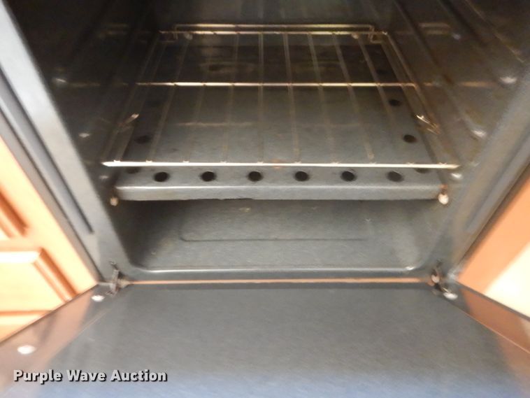 image for item DH5142 2007 Keystone Montana Mountaineer 342PHT  camper