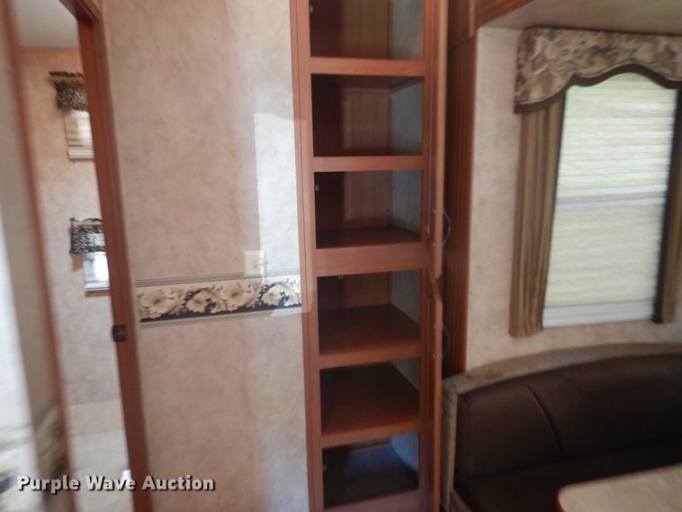 image for item DH5142 2007 Keystone Montana Mountaineer 342PHT  camper