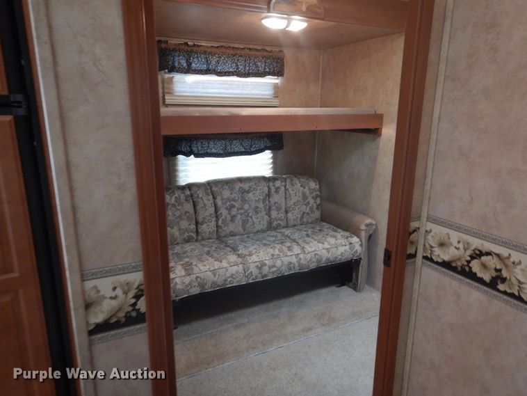 image for item DH5142 2007 Keystone Montana Mountaineer 342PHT  camper