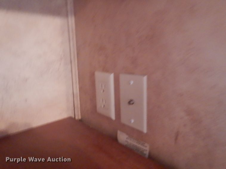 image for item DH5142 2007 Keystone Montana Mountaineer 342PHT  camper