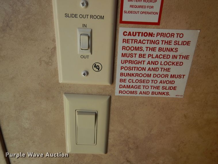 image for item DH5142 2007 Keystone Montana Mountaineer 342PHT  camper