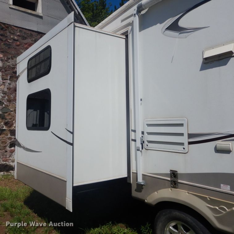 image for item DH5142 2007 Keystone Montana Mountaineer 342PHT  camper