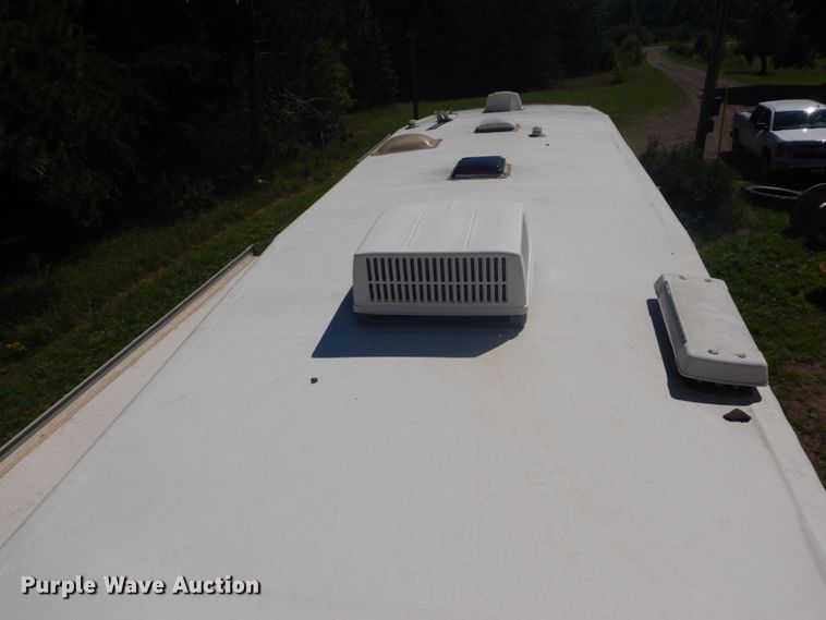 image for item DH5142 2007 Keystone Montana Mountaineer 342PHT  camper