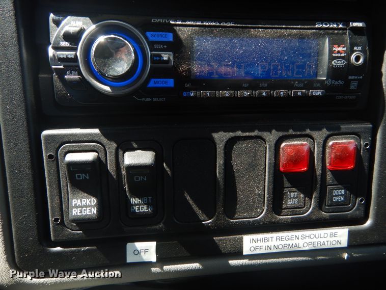 image for item DH5156 2009 International 3200  shuttle bus