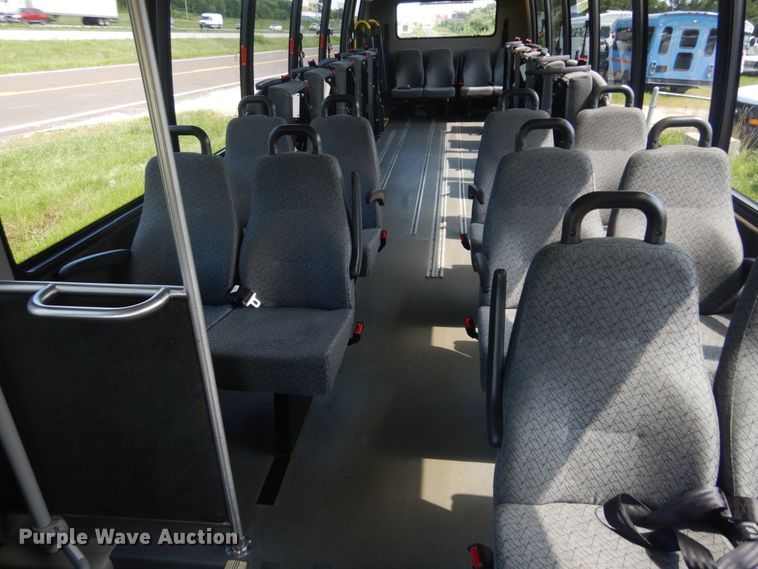 image for item DH5156 2009 International 3200  shuttle bus