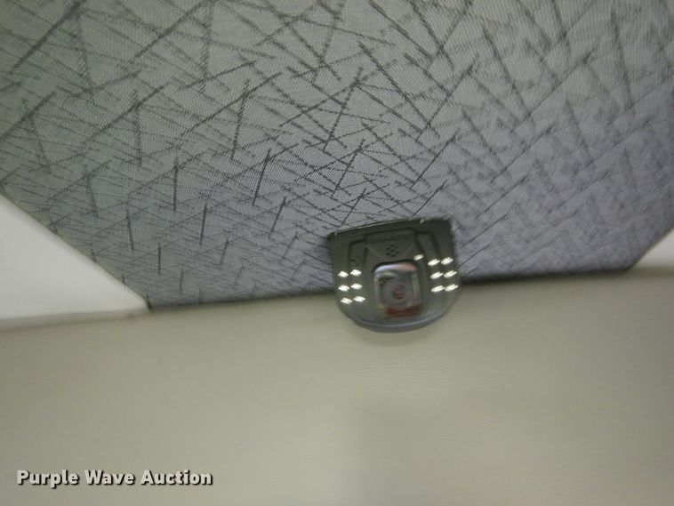 image for item DH5156 2009 International 3200  shuttle bus