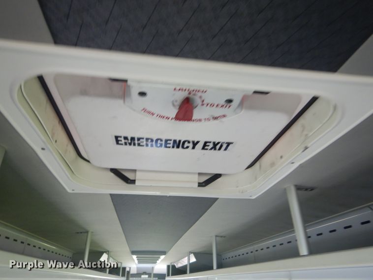 image for item DH5156 2009 International 3200  shuttle bus