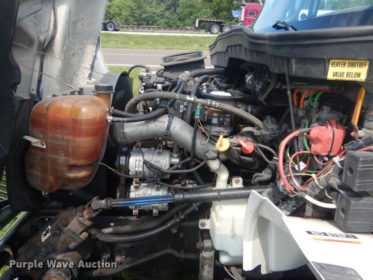 image for item DH5156 2009 International 3200  shuttle bus