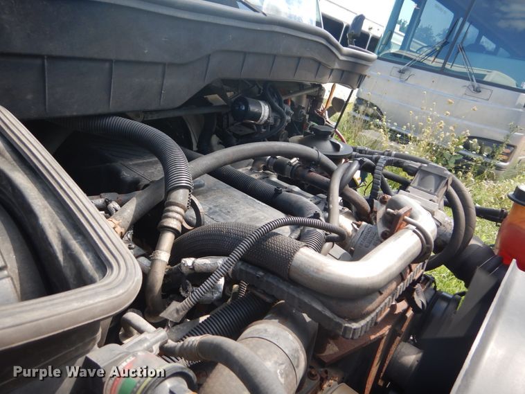 image for item DH5156 2009 International 3200  shuttle bus