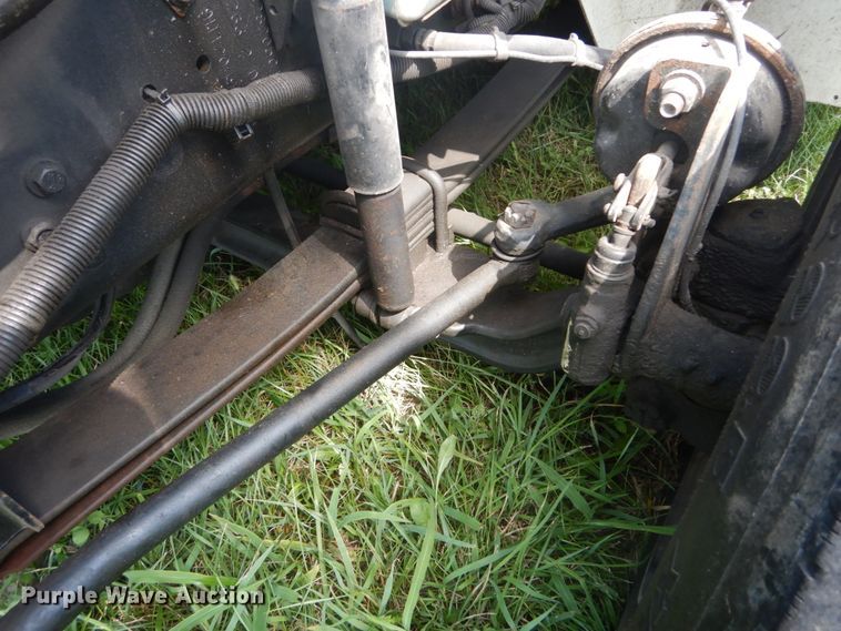 image for item DH5156 2009 International 3200  shuttle bus