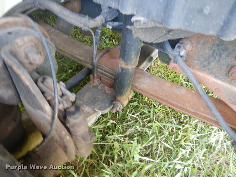 image for item DH5156 2009 International 3200  shuttle bus