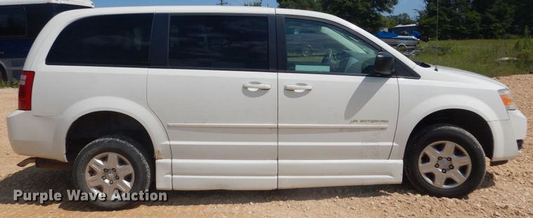 image for item DH5157 2009 Dodge Grand Caravan  handicap accessible van