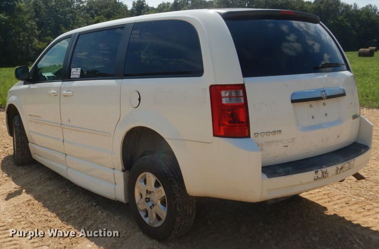 image for item DH5157 2009 Dodge Grand Caravan  handicap accessible van