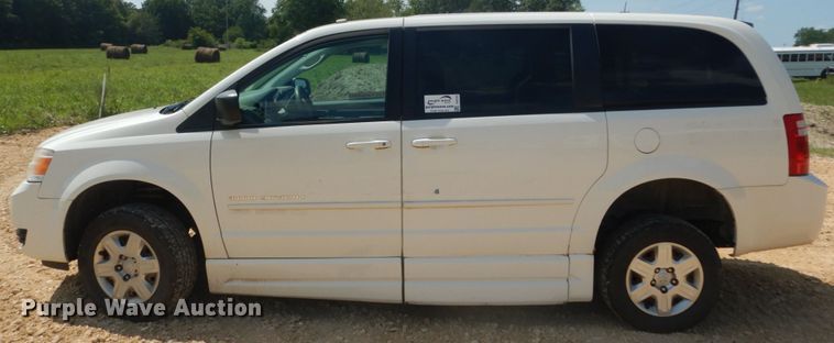 image for item DH5157 2009 Dodge Grand Caravan  handicap accessible van